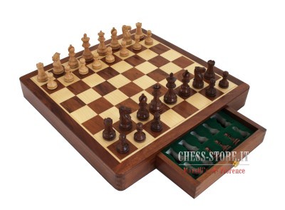 CHESS PIECES MADE IN DIFFERENT MATERIALS online